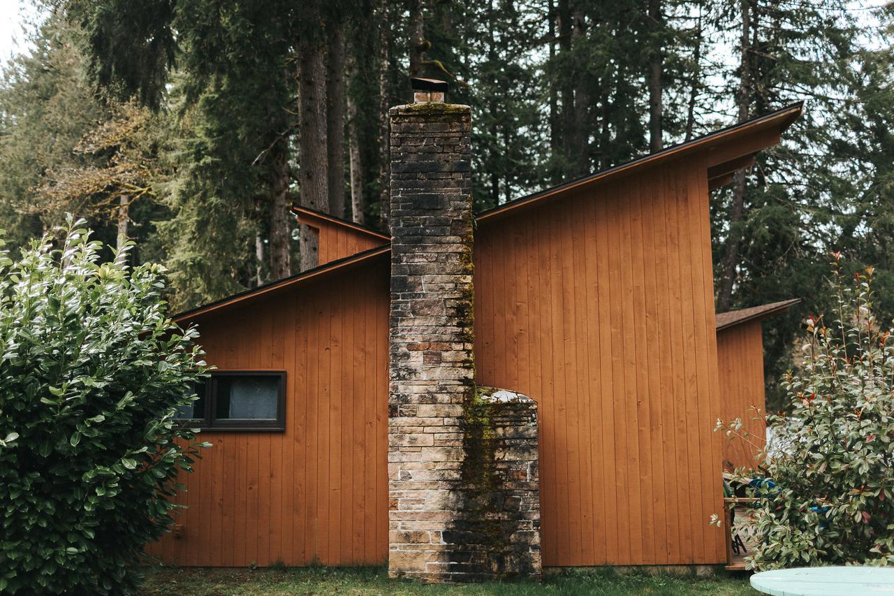 Loloma Lodge And Cabins McKenzie Bridge Exterior photo