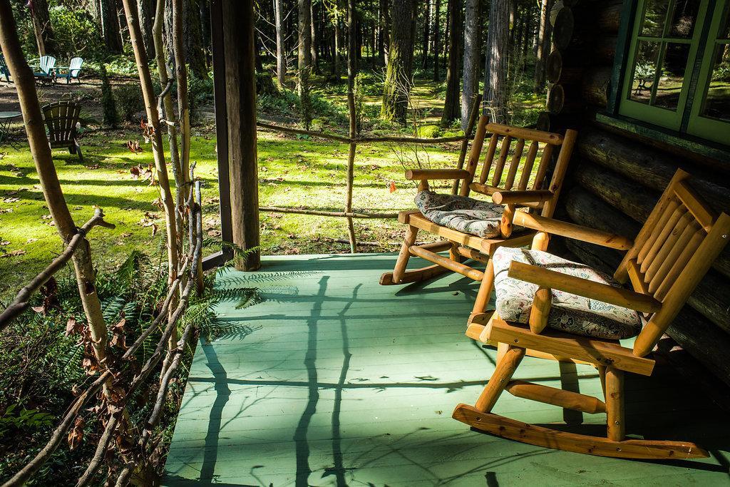 Loloma Lodge And Cabins McKenzie Bridge Exterior photo